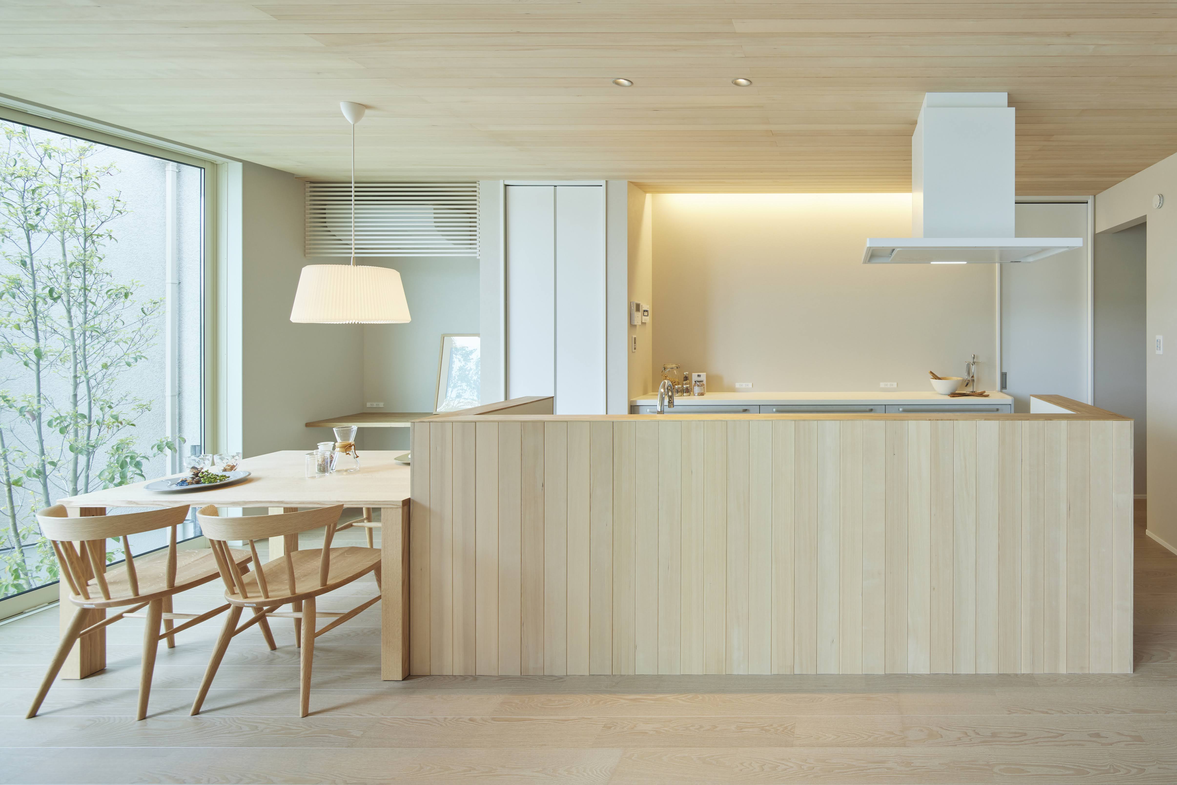 照明の選び方｜ダイニングをペンダントライトでおしゃれにする方法